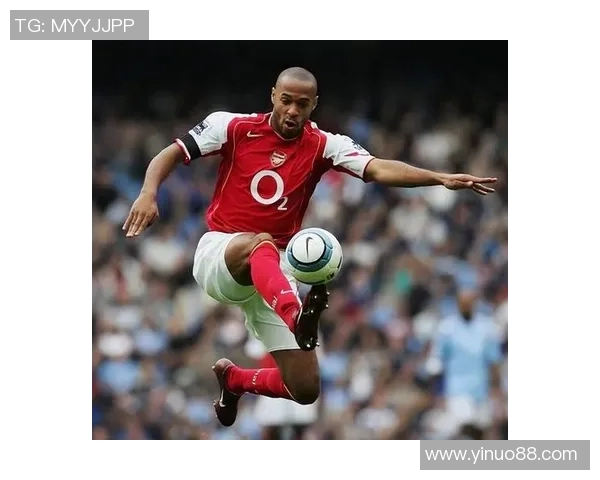 细数足坛球星令人惊叹的过人方式与场上灵动技艺展现 细数足坛球星令人惊叹的过人方式与场上灵动技艺展现