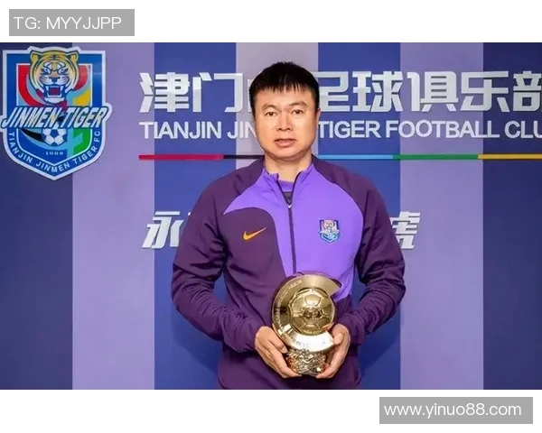 国足球员被解说员吐槽引发热议,争议不断引发球迷讨论 国足球员被解说员吐槽引发热议,争议不断引发球迷讨论